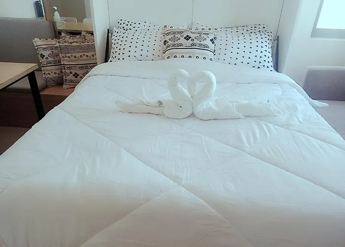 The Persimmon Aparthotel 3*